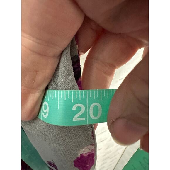 Torrid women’s dress floral coldshoulder feminine romantic knee length plus size - Picture 8 of 11